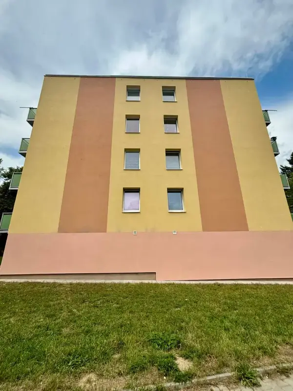 Velká realizace – panelák po čištění