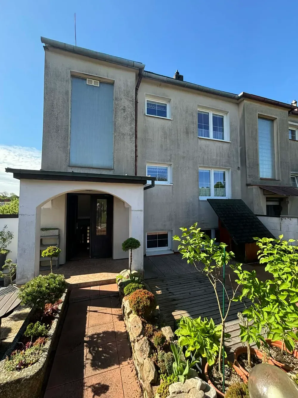 Čištění fasády vily Před